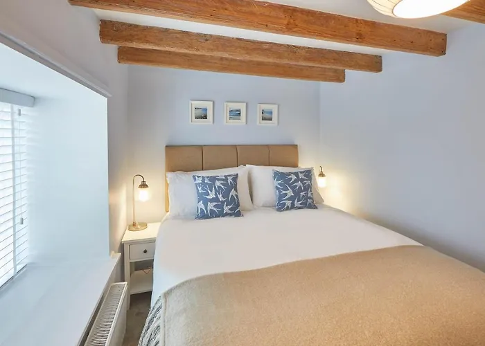 Host & Stay - Amber Cottage